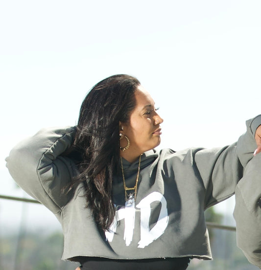 Woman’s cropped HD Gray Heavy Hoodie
